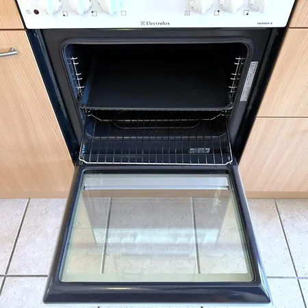 Fluee 8 * 洛伊克巴德